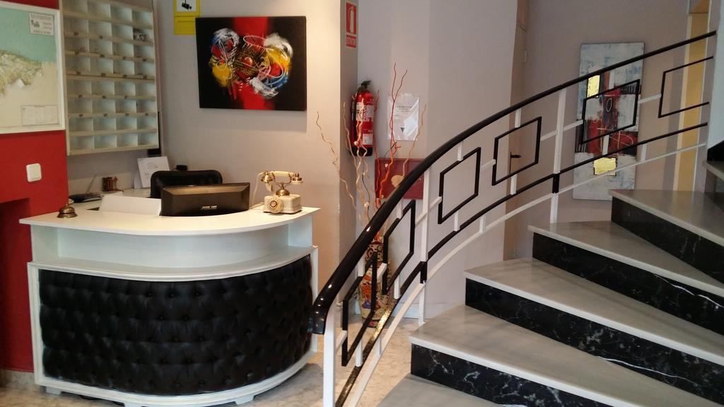 Hotel La Isla โกลุงกา ภายนอก รูปภาพ
